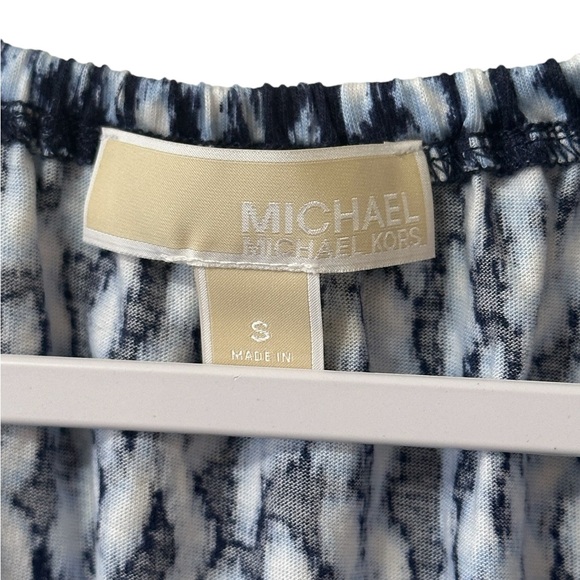 226. Michael Michael Kors Women's Sleeveless Top - Picture 5 of 6